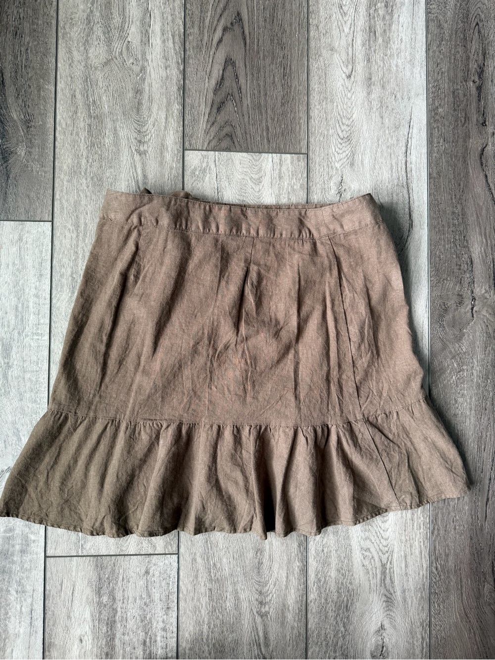 Free People- Tan Wrap Ruffle Linen Skirt- Summer Concert Ready! - Picture 9 of 9